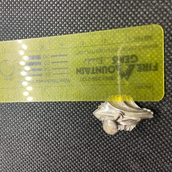 Vintage Screw Back Earring Lot - Picture 4 of 8